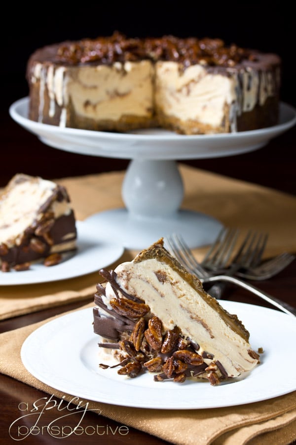 Slice of pumpkin ice cream cake on a plate. 