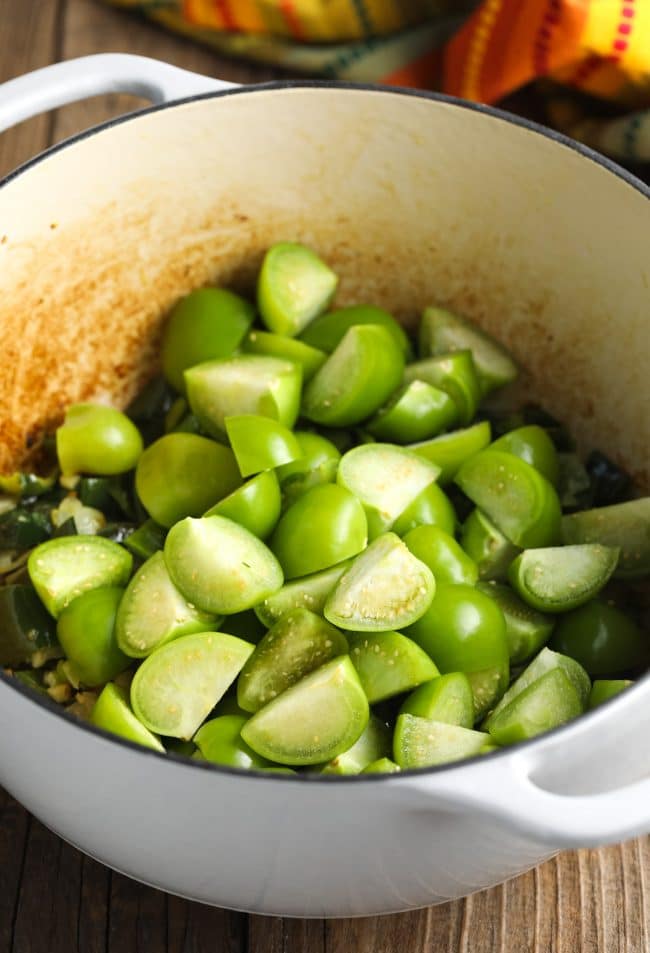Skinny Chicken Chile Verde Recipe #ASpicyPerspective #whole30 #paleo #lowcarb
