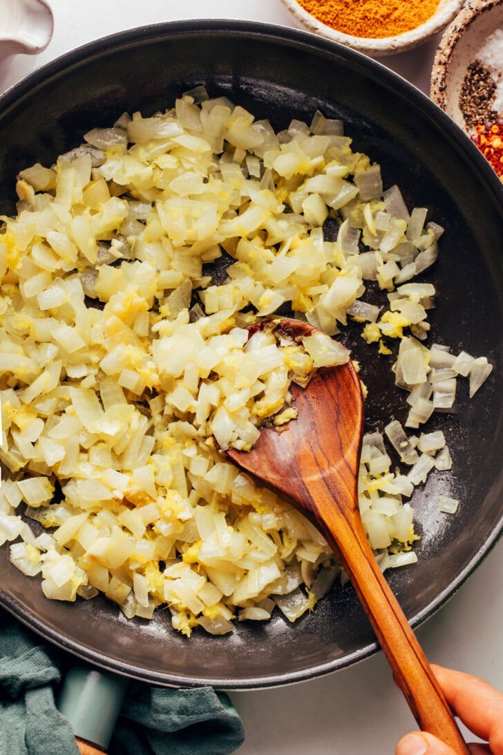 saute aromatic vegetables 